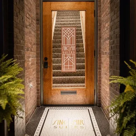 Sinclair Suites - Stylish Retro Boutique Hotel West Dundee Exterior photo